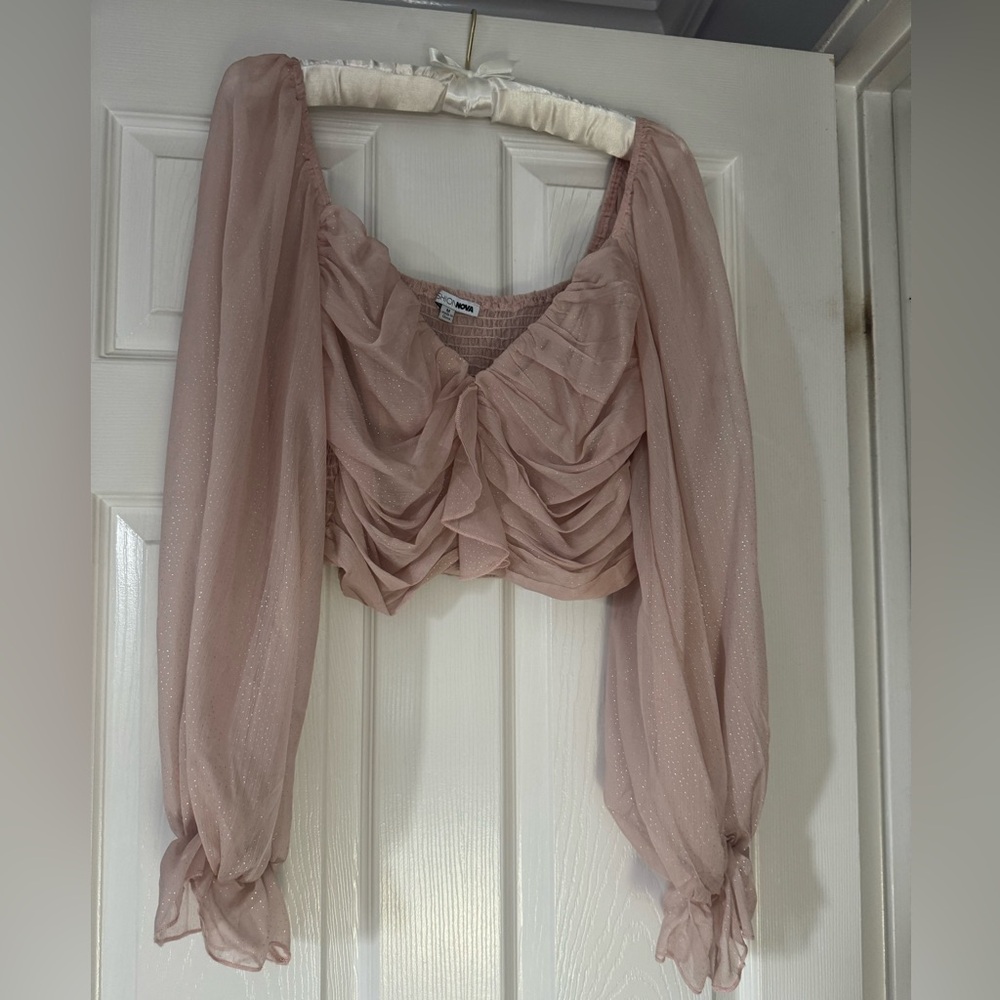 Size M beautiful powder pink color